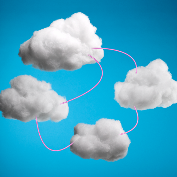 ¿Qué precauciones hay que tomar al adoptar una Multi-Cloud? 